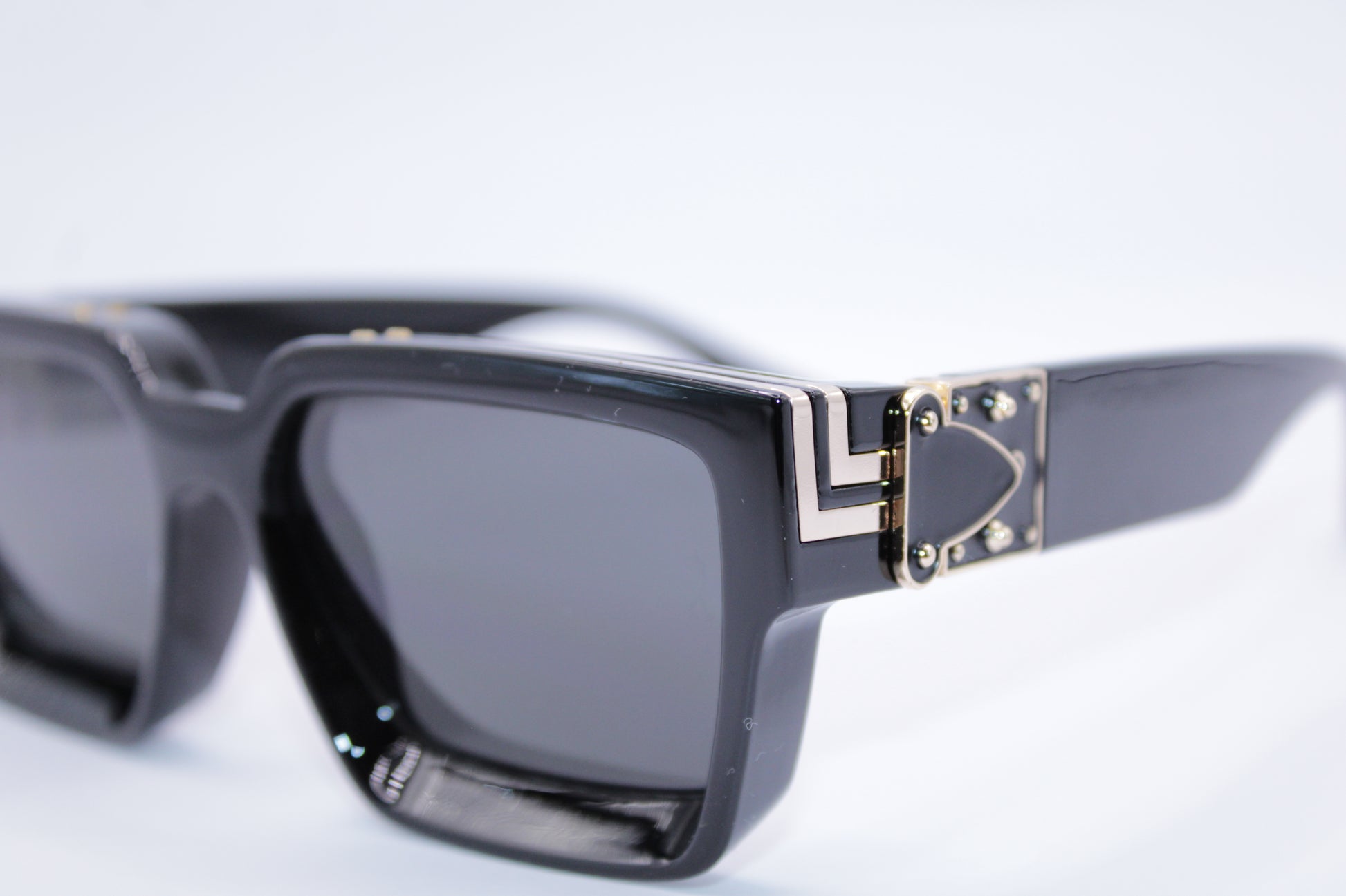 NOIR GOLD