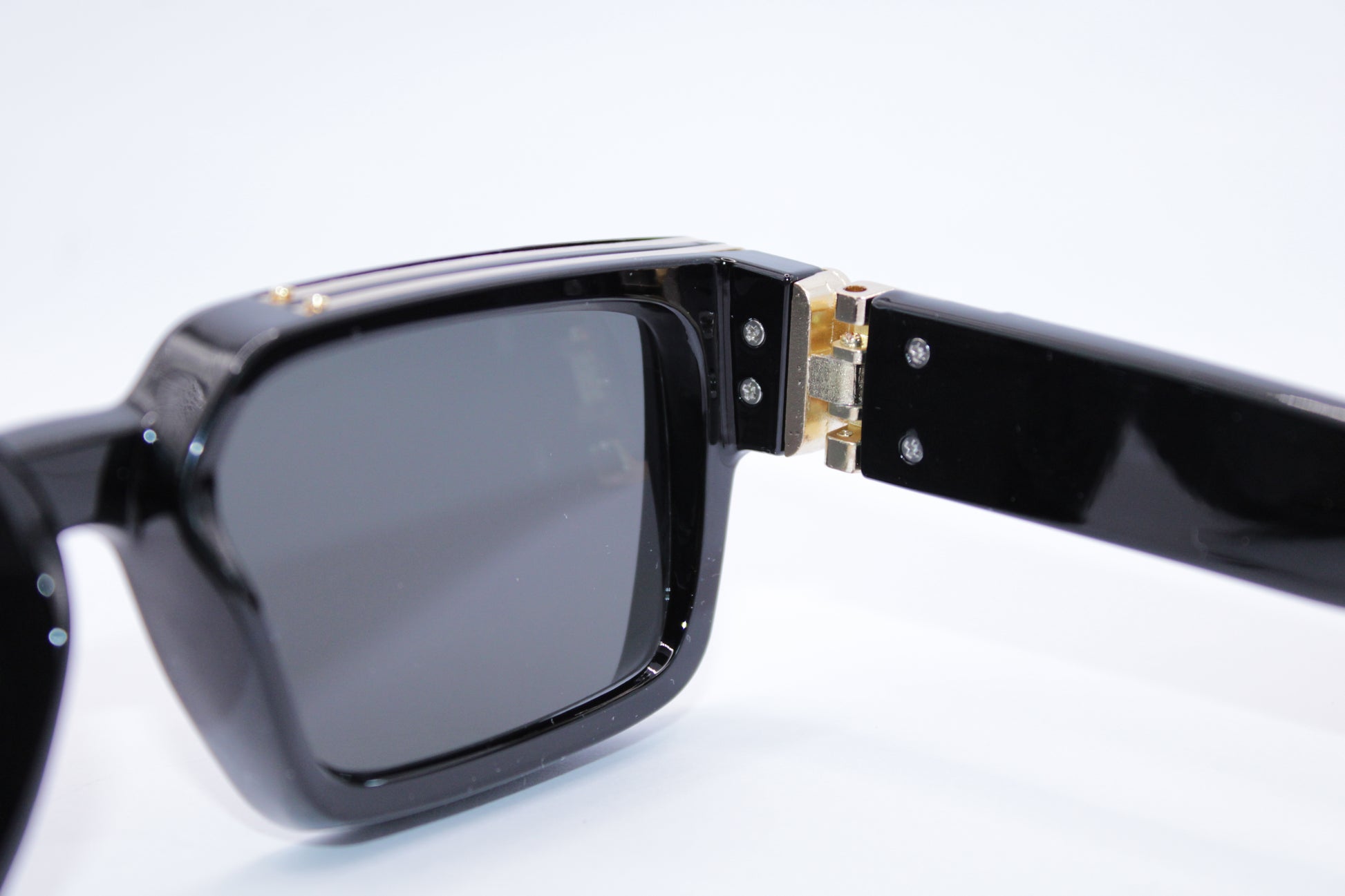 NOIR GOLD